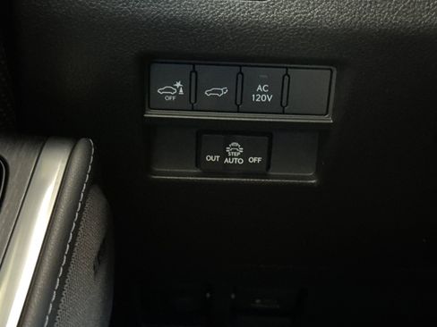 Certified 2024 Lexus GX 550 w/ Accessory Package (Z1) AWD/4WD image 38