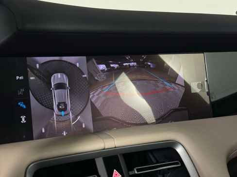 New 2026 Porsche Taycan image 32