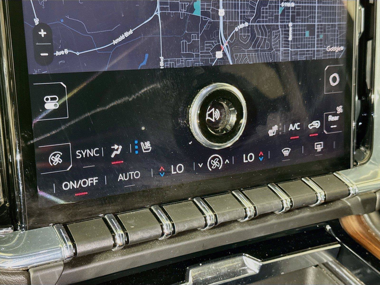 Certified 2025 GMC Yukon XL Denali AWD/4WD image 79