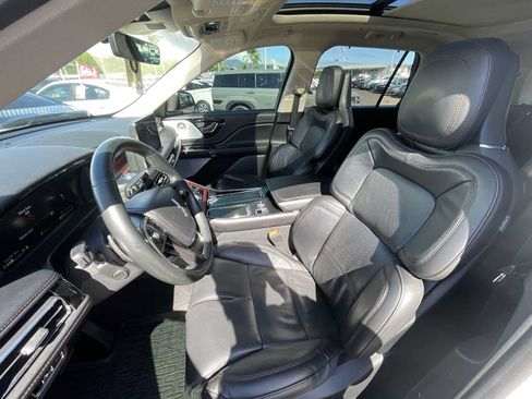 Used 2023 Lincoln Aviator Reserve w/ Equipment Group 201A RWD image 13