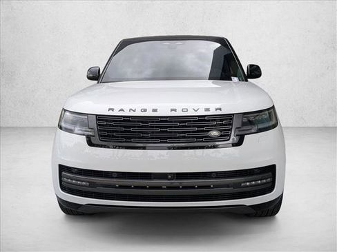 Used 2025 Land Rover Range Rover Autobiography AWD/4WD image 2