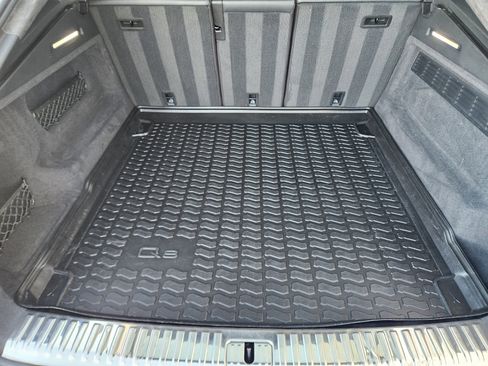 Used 2021 Audi Q8 Prestige w/ Prestige Package image 34