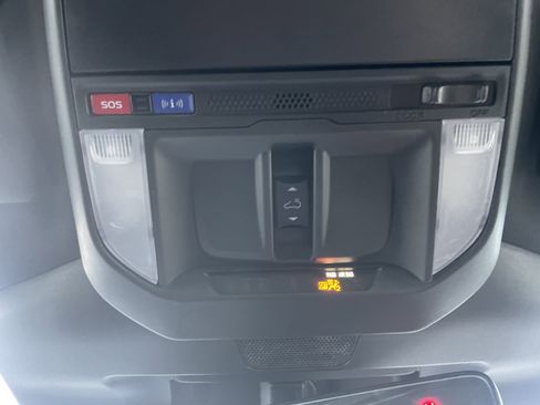 Certified 2025 Subaru Forester Premium w/ Convenience Package #1 image 30