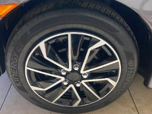 Used 2019 Honda Civic LX image 25