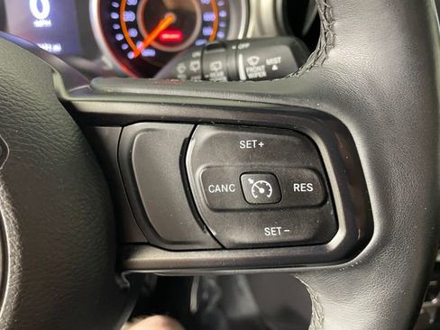 Used 2018 Jeep Wrangler Unlimited Sport S AWD/4WD image 12