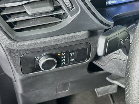 Used 2025 Ford Escape ST-Line FWD image 17