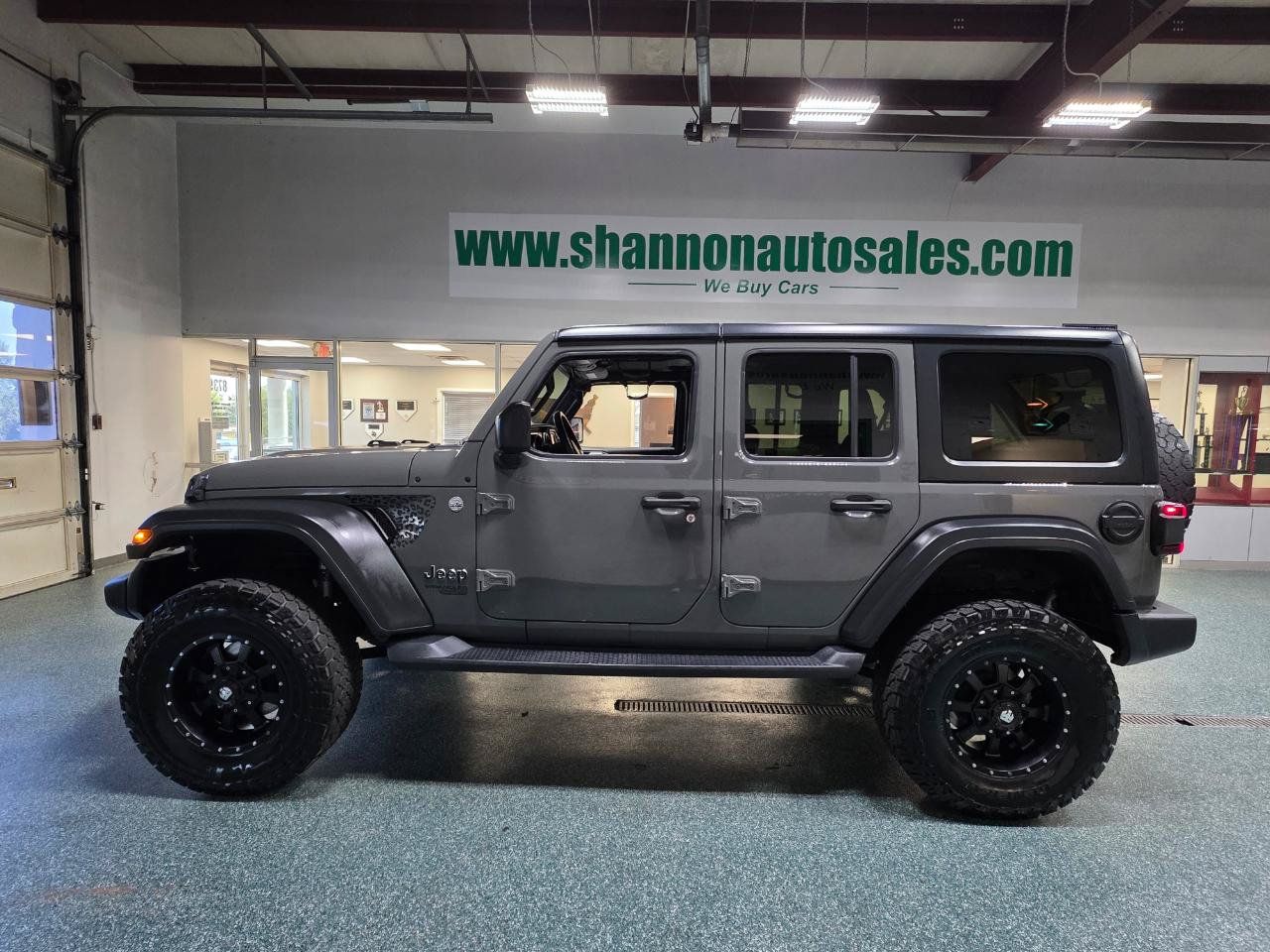 Used 2018 Jeep Wrangler Unlimited Sport S AWD/4WD image 11