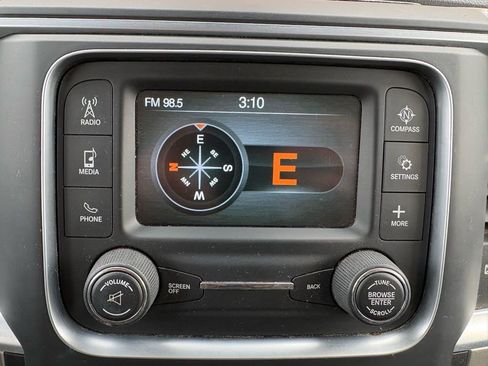 Used 2016 RAM 1500 Classic SLT image 26