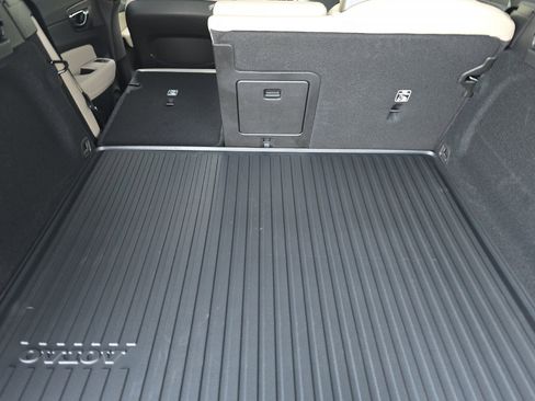 New 2026 Volvo XC60 B5 Plus w/ Protection Package Premier image 14