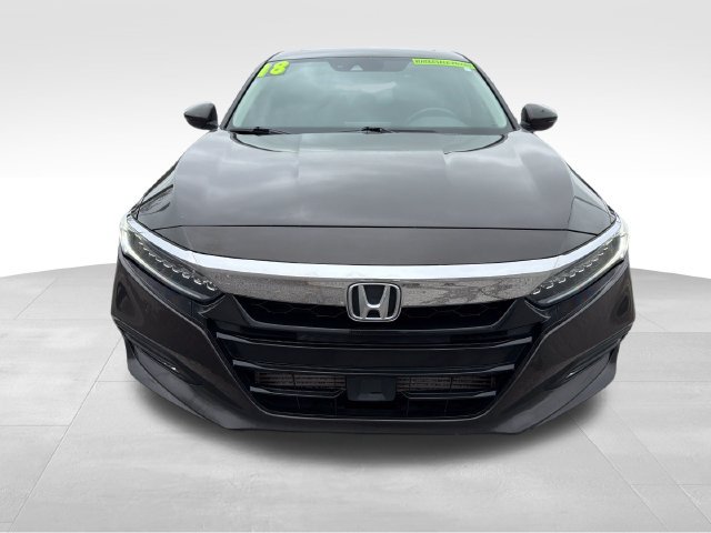 Used 2018 Honda Accord Touring image 2