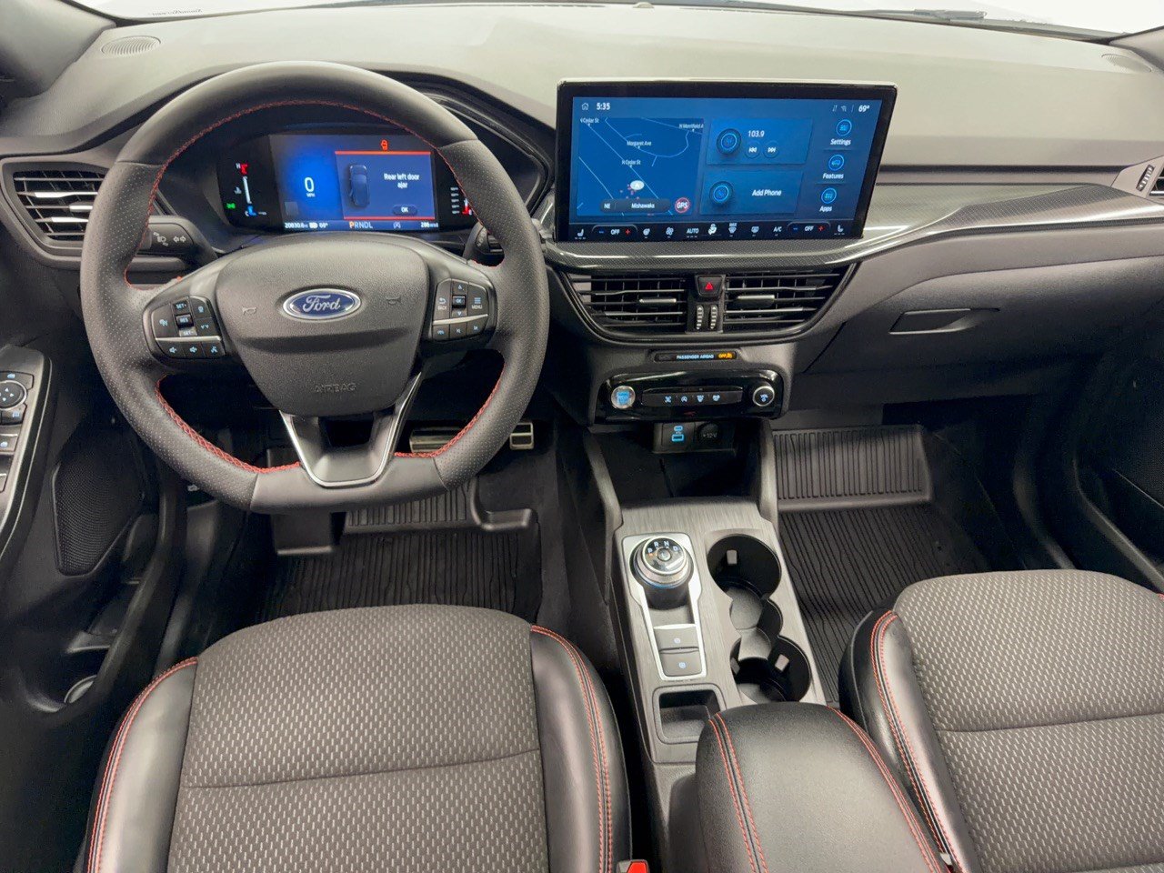 Certified 2023 Ford Escape ST-Line w/ Tech Pack #1 AWD/4WD image 17