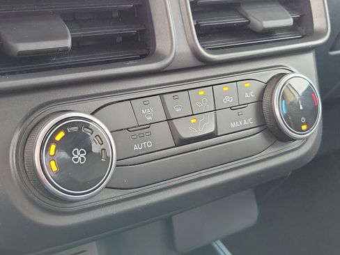 Certified 2022 Ford Maverick XL FWD image 26