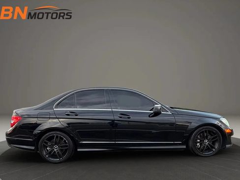 Used 2013 Mercedes-Benz C 300 4MATIC Sedan w/ Premium 1 Pkg image 4