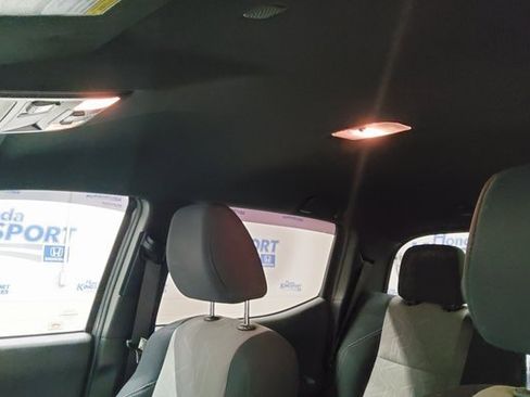 Used 2021 Toyota Tacoma TRD Off-Road image 36