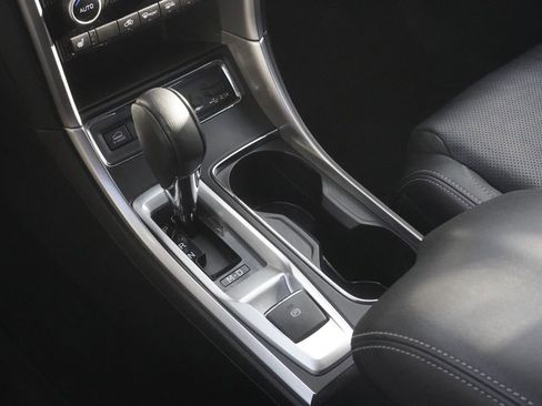 Used 2019 Subaru Ascent Limited image 14