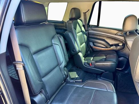 Used 2018 Chevrolet Tahoe Premier w/ RST Edition image 19