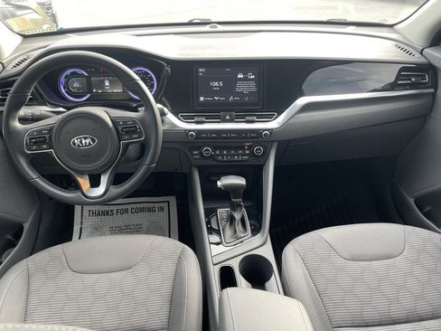 Used 2020 Kia Niro LXS image 21