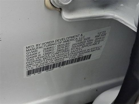 Used 2024 Acura MDX SH-AWD w/ Technology Package image 28