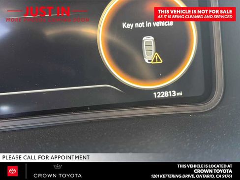 Used 2022 Hyundai Kona Limited AWD/4WD image 3