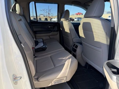 Used 2018 Honda Ridgeline RTL-E image 10