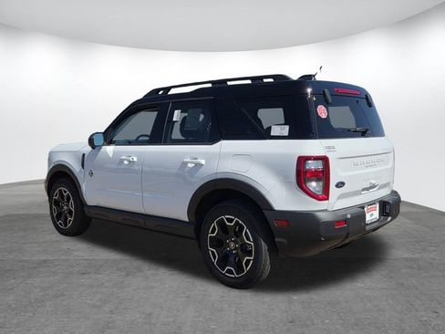 New 2025 Ford Bronco Sport Outer Banks w/ Outer Banks Tech Package+ AWD/4WD image 3