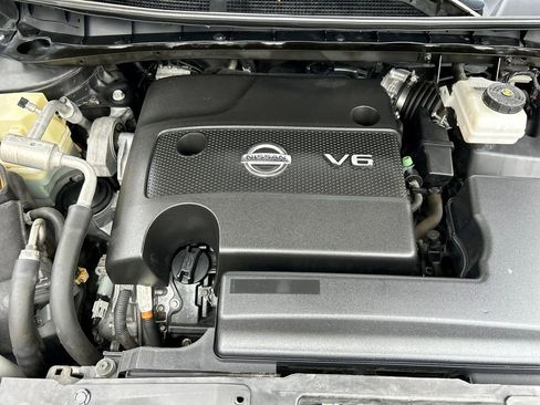 Used 2017 Nissan Murano Platinum w/ Platinum Technology Package image 32