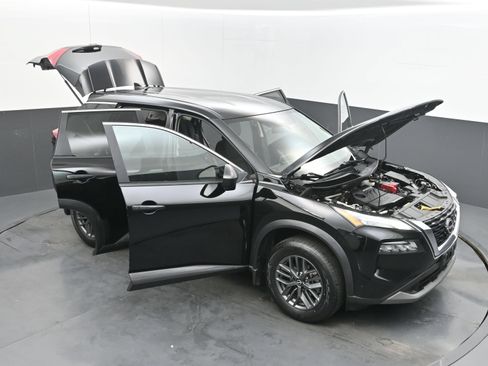 Used 2023 Nissan Rogue S FWD image 37