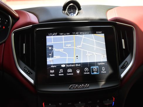 Used 2019 Maserati Ghibli RWD image 24