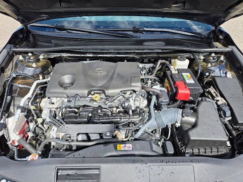 Used 2024 Toyota Camry SE FWD image 16