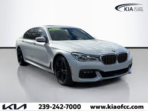 Used 2019 BMW 750i xDrive 750i xDrive w/ M Sport Package image 7