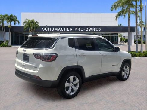 Used 2020 Jeep Compass Latitude FWD image 7
