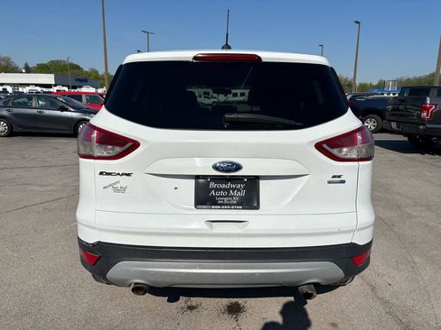 Used 2014 Ford Escape SE image 4