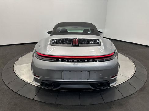 Certified 2025 Porsche 911 Carrera RWD image 7