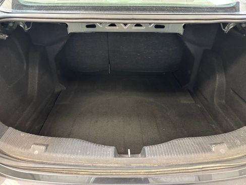 Used 2017 Chevrolet Cruze LT FWD image 22