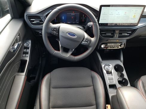New 2026 Ford Escape ST-Line w/ Tech Pack #1 AWD/4WD image 9