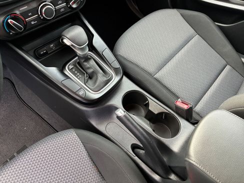 Used 2025 Kia Soul LX w/ LX Technology Package image 39