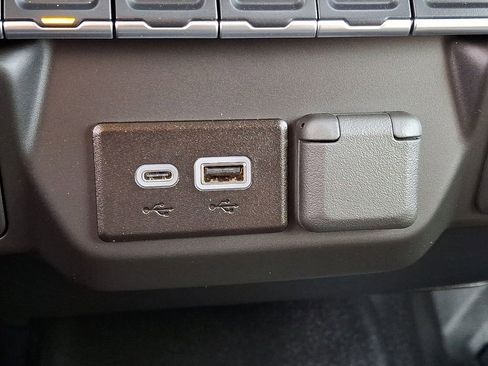 Used 2025 GMC Sierra 1500 Pro w/ Pro Value Package image 21