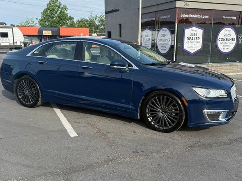 Used 2018 Lincoln MKZ Reserve w/ Climate Package AWD/4WD image 2