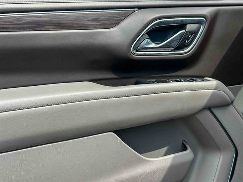 Used 2023 Chevrolet Tahoe Z71 w/ Luxury Package image 14