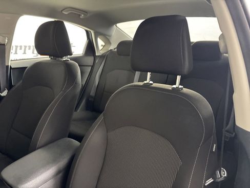 Used 2020 Kia Forte LXS image 10