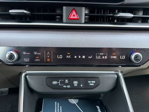 New 2026 Kia Carnival EX FWD image 14