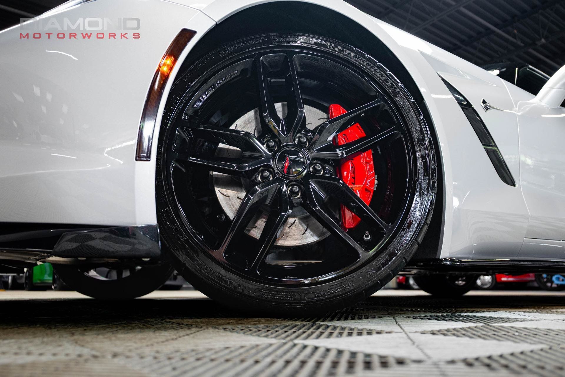 Used 2019 Chevrolet Corvette Stingray Coupe RWD image 6