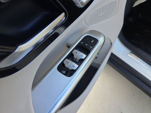 New 2026 Mercedes-Benz GLC 300 4MATIC image 19