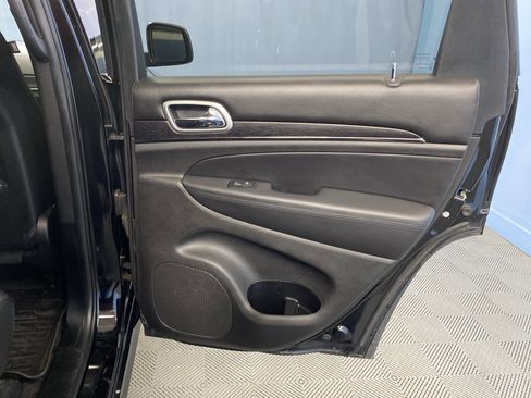 Certified 2018 Jeep Grand Cherokee High Altitude image 35