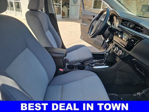 Used 2015 Toyota Corolla L FWD image 10