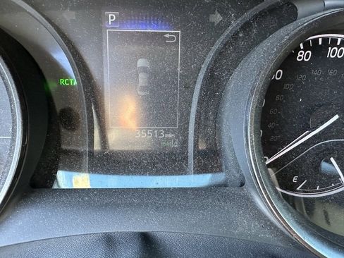 Used 2024 Toyota Camry SE image 10