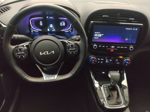 Used 2024 Kia Soul GT-Line image 22