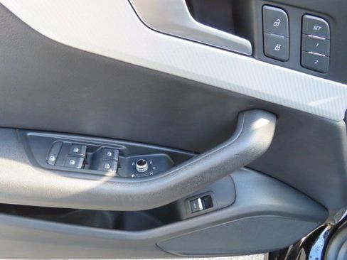 Used 2018 Audi A5 2.0T Premium Plus w/ Premium Plus image 17