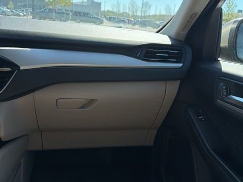 Used 2020 Ford Escape SEL AWD/4WD image 11