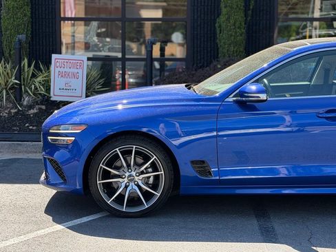 Used 2022 Genesis G70 2.0T w/ Prestige Package AWD/4WD image 10